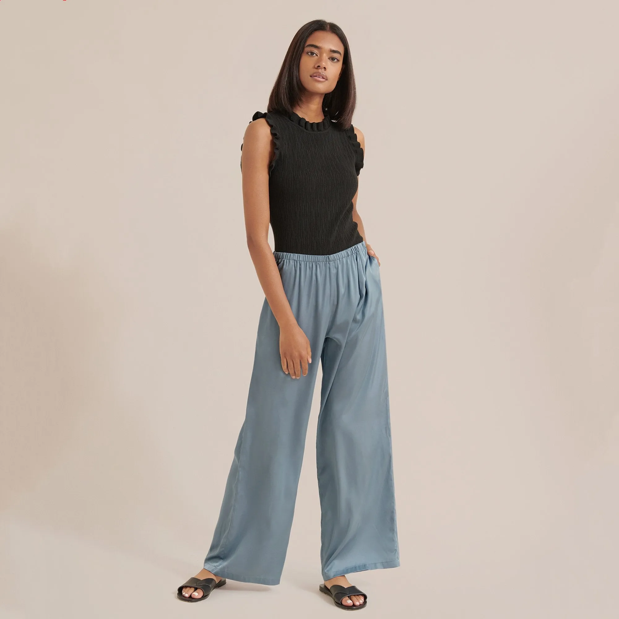Daphne Relaxed Satin Pants