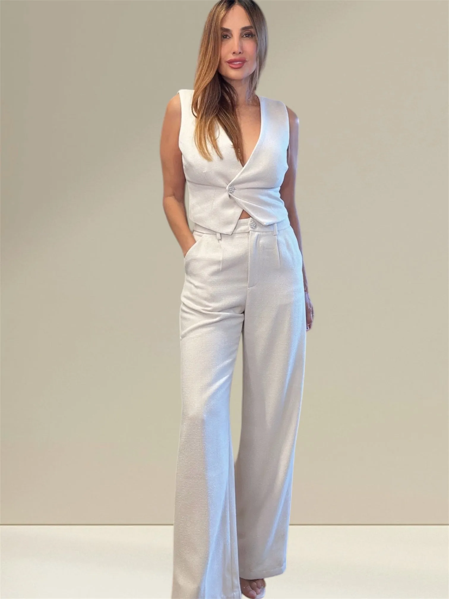 Kaia's Linen Luxe: Oatmeal Cropped Vest & Pants Set"