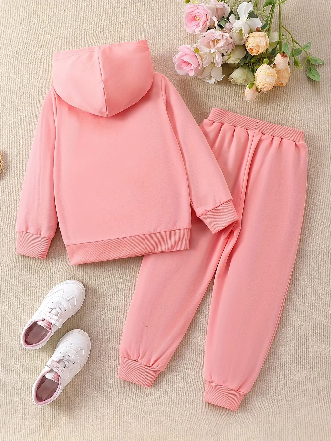 QUEEN & Crown Graphic Outfits Girls Hoodies   Jogger Pants
