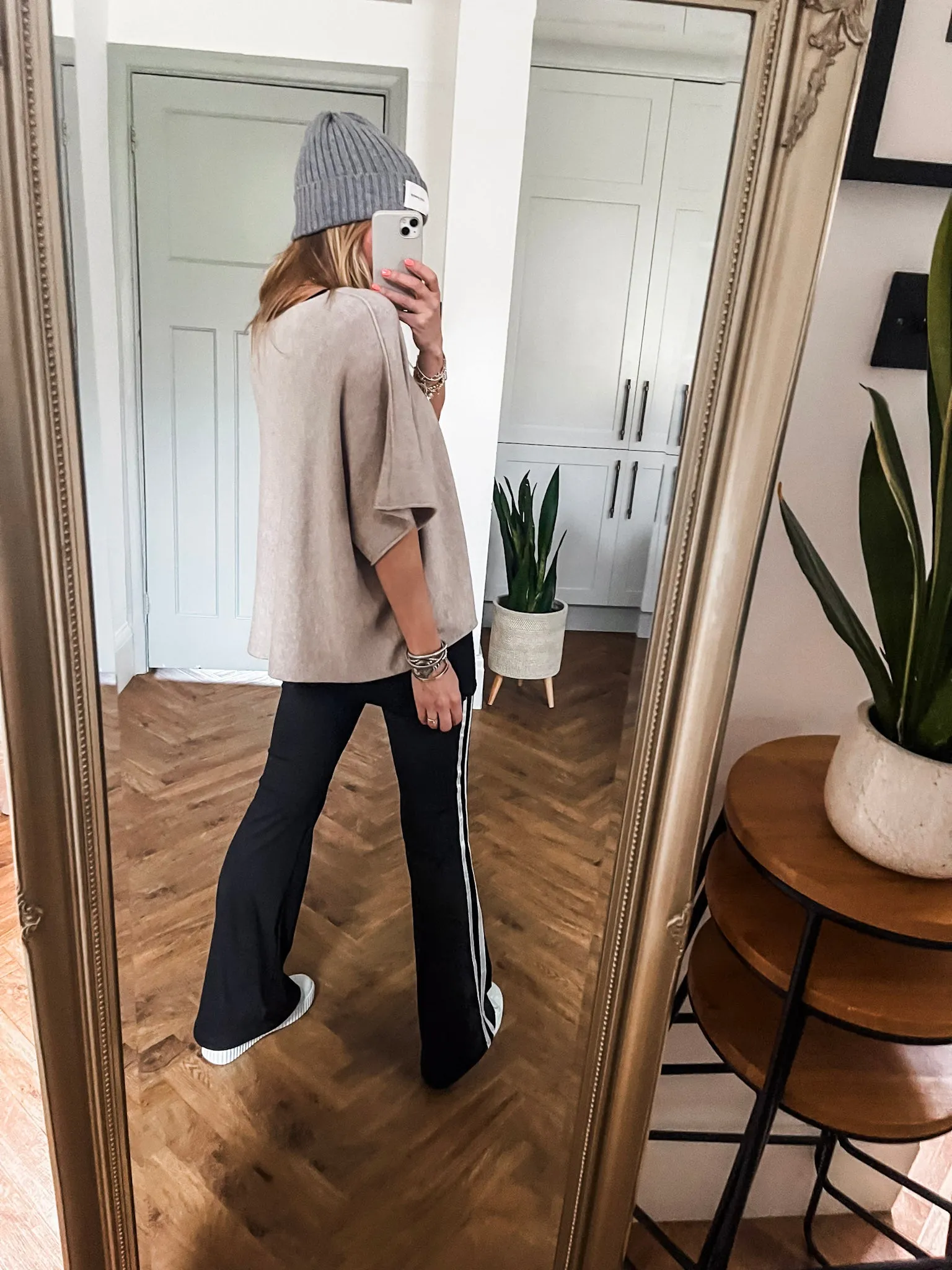 Sports Stripe Flared Leggings