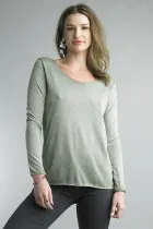 Tempo Paris Basic Long Sleeve V-Neck Knit Tee